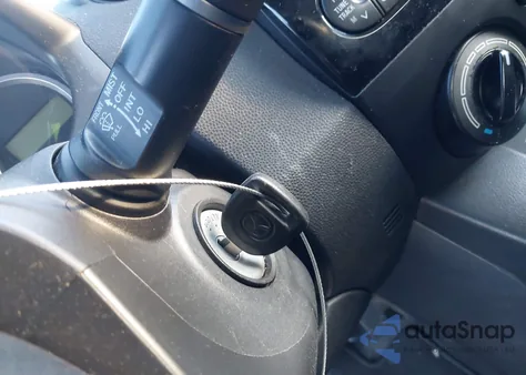 2012 Mazda Mazda2 Sport из США, поврежденный, VIN JM1DE1KZ8C0148776